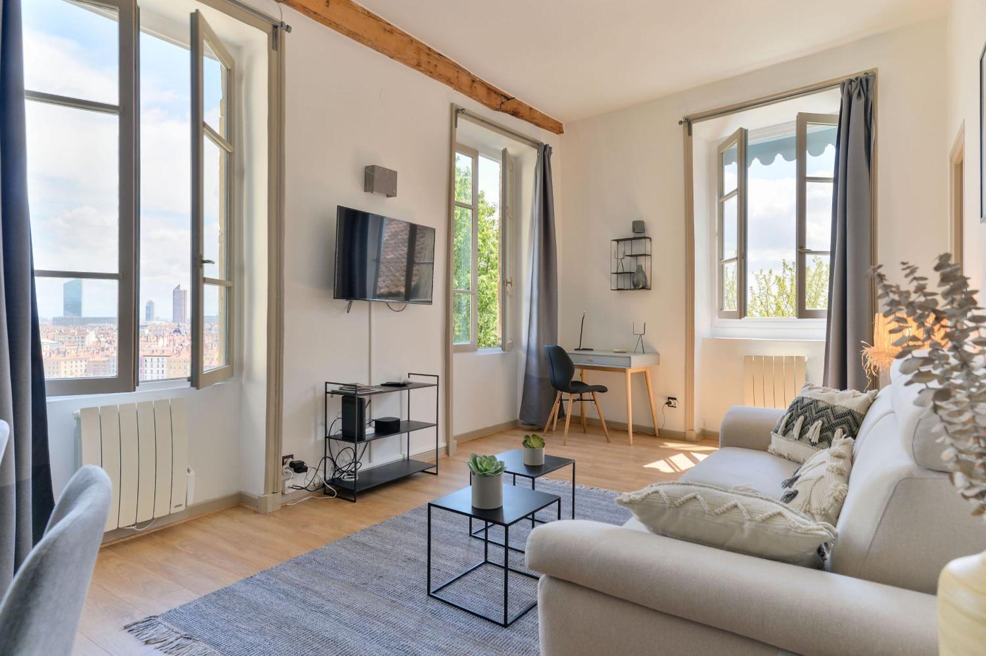 Les Jardins Du Gourguillon Apartment Лион Екстериор снимка